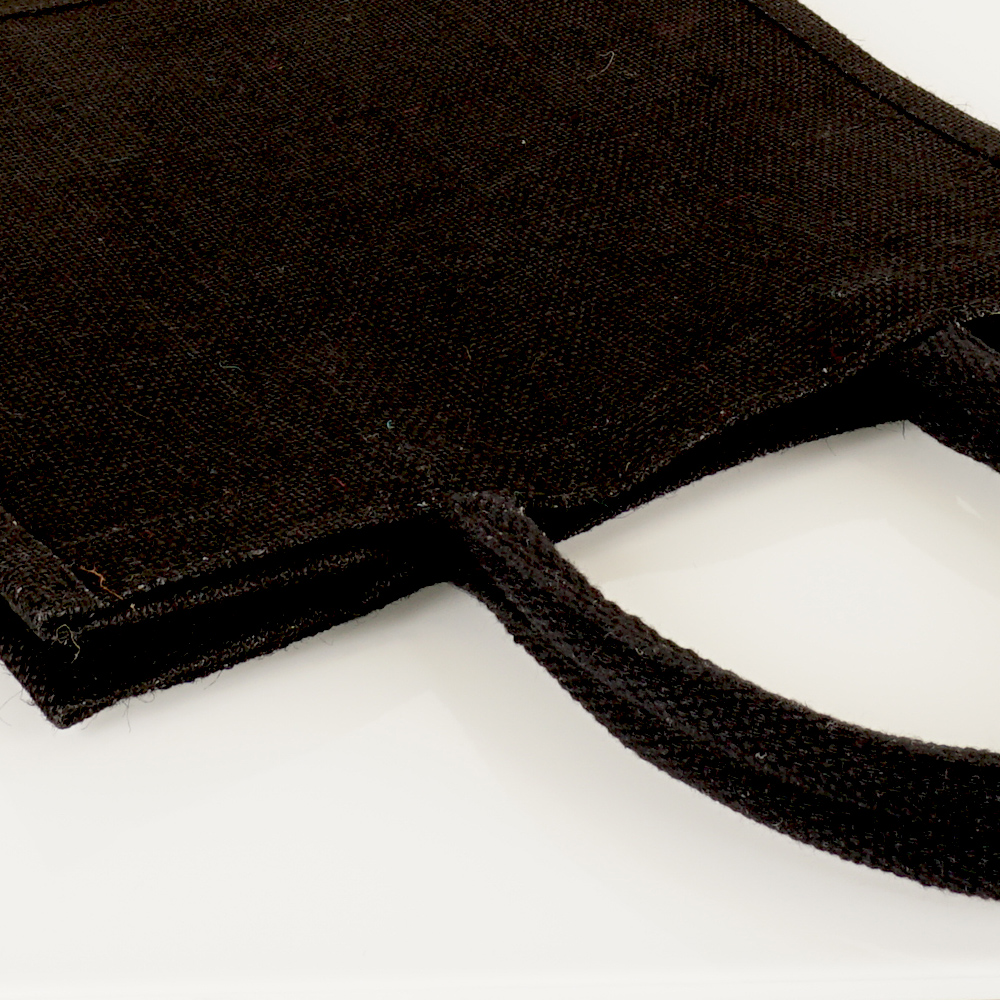 Kleine Jutetasche in Schwarz mit kurzen Griffen zum Bedrucken mit Werbung