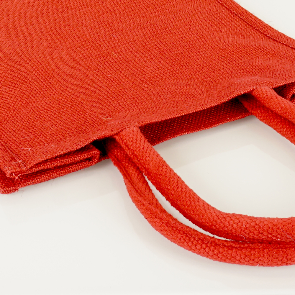 Jutetasche-Tragetasche-klein-gefärbt-rot-zum-Bedrucken-im-Detail-vom-Großhändler