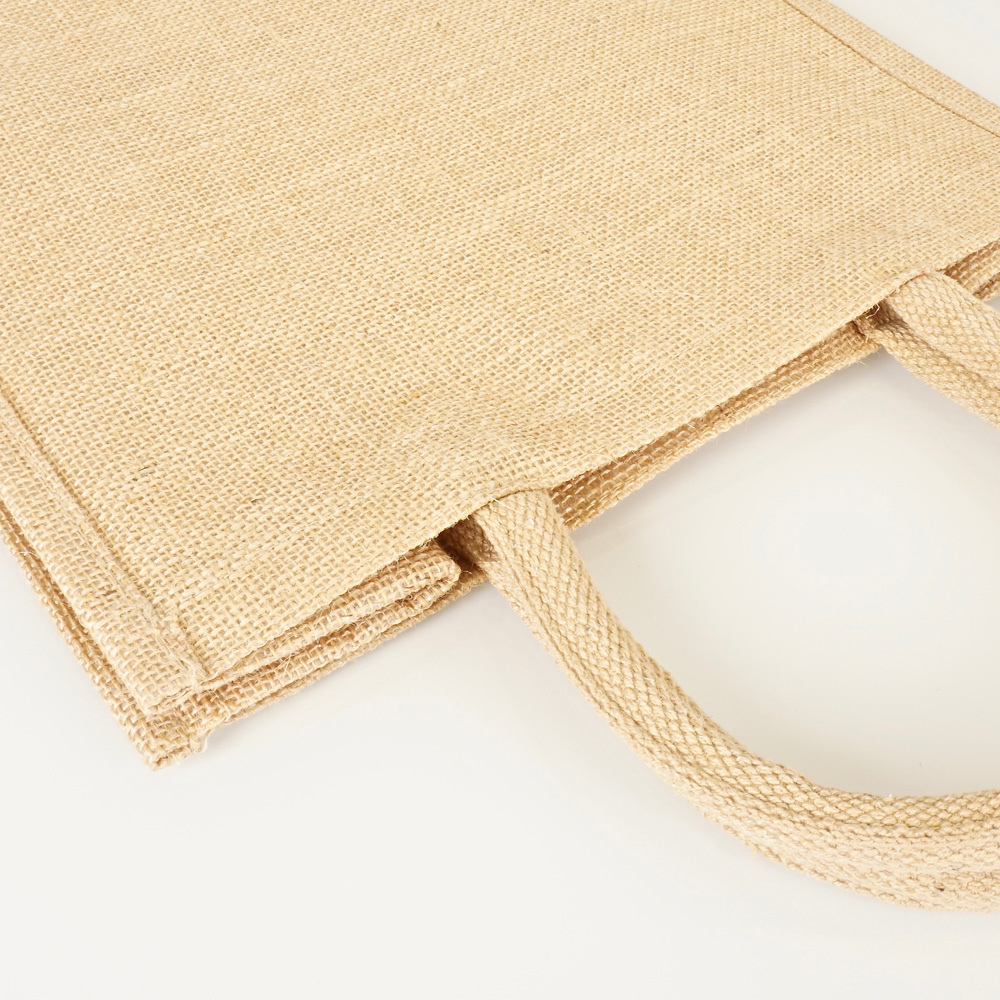 Kleine Jutetasche-und-Täschchen-in-Natur-zum-Bedrucken-Detail
