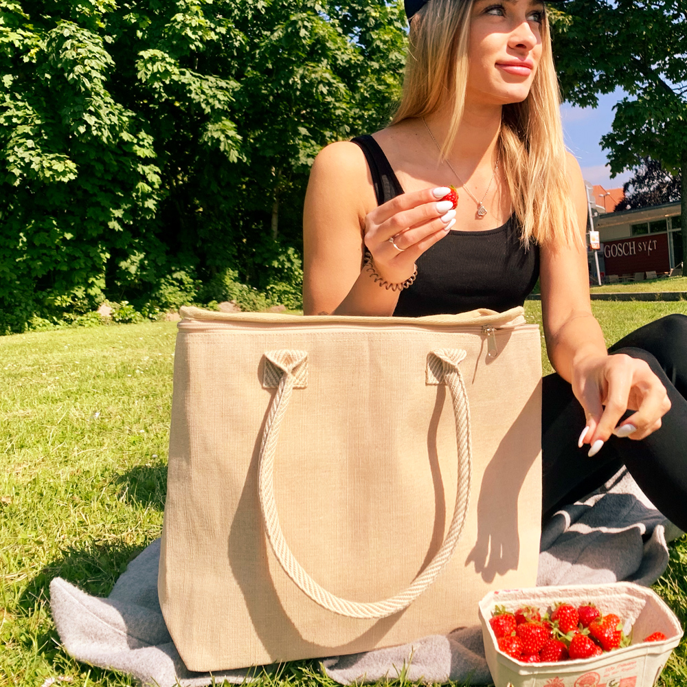 Jutetasche-Kühltasche-Juco-in-Natur-zum-Bedrucken-als-Werbung-Außenansicht
